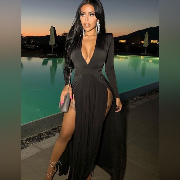 Fashion Nova Dresses & Skirts - Double split maxi dress, Spree Dress size 1X